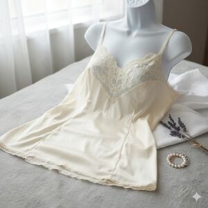 Vintage Vassarette Off White Satin Lace Camisole Slip Top 17-105 USA Made Medium
